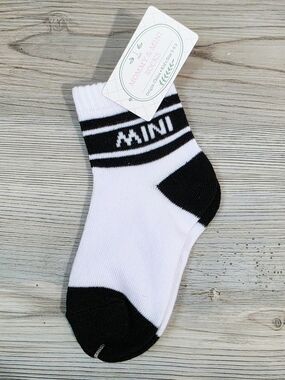 Target Bullseye Playground Mother's Day 2026 Mama's Mini Socks